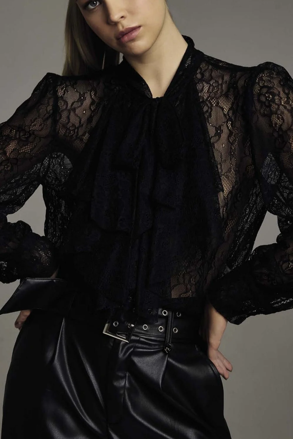CAMICIA NERA IN PIZZO DENNY ROSE