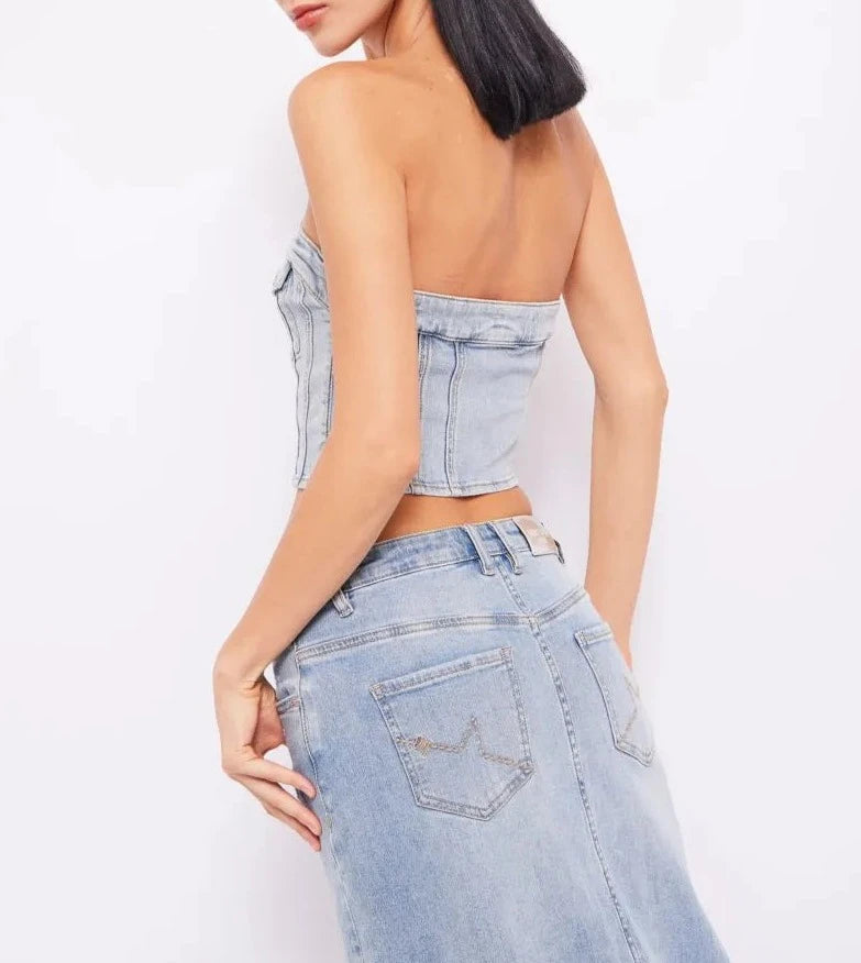 Top in denim con bottoni