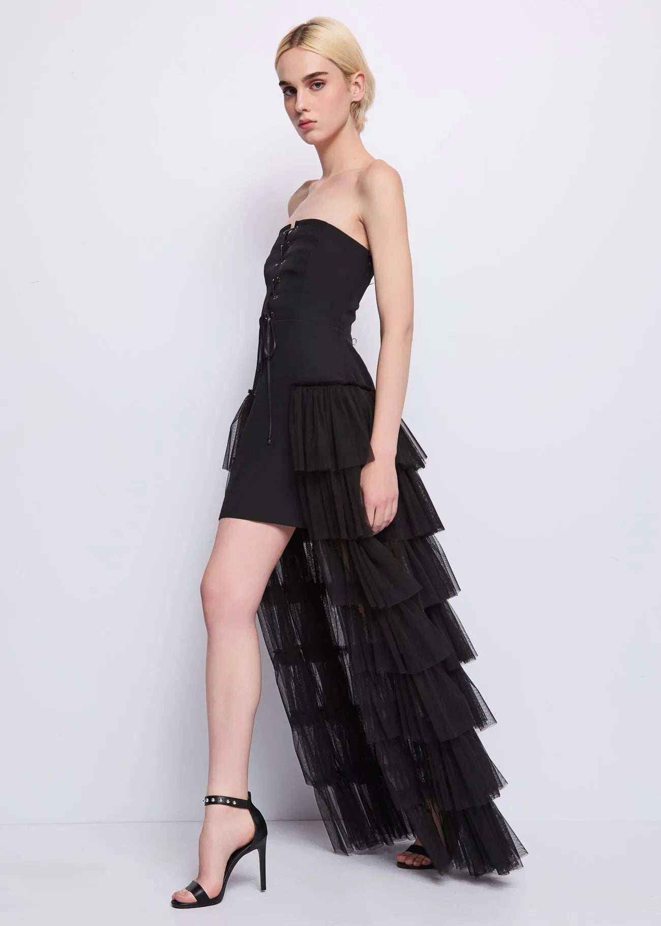 Abito con gonna in tulle