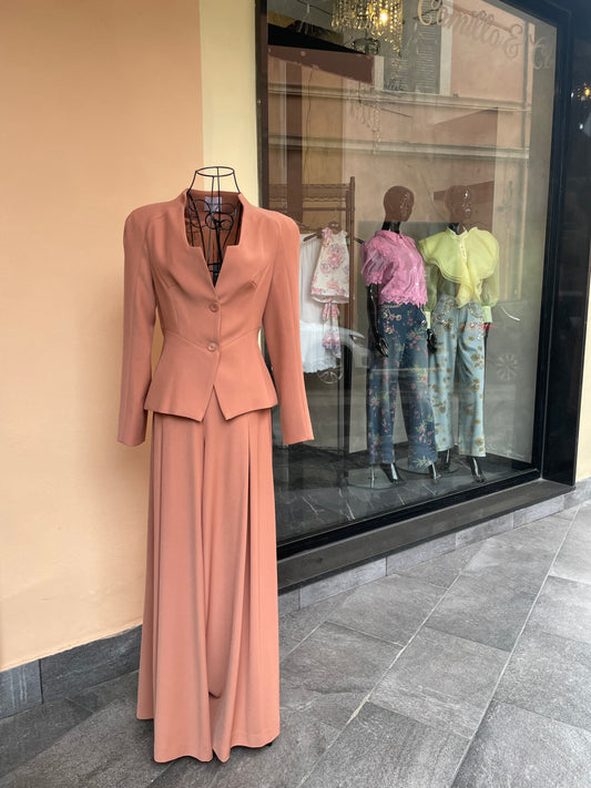 Tailleur giacca e pantalone