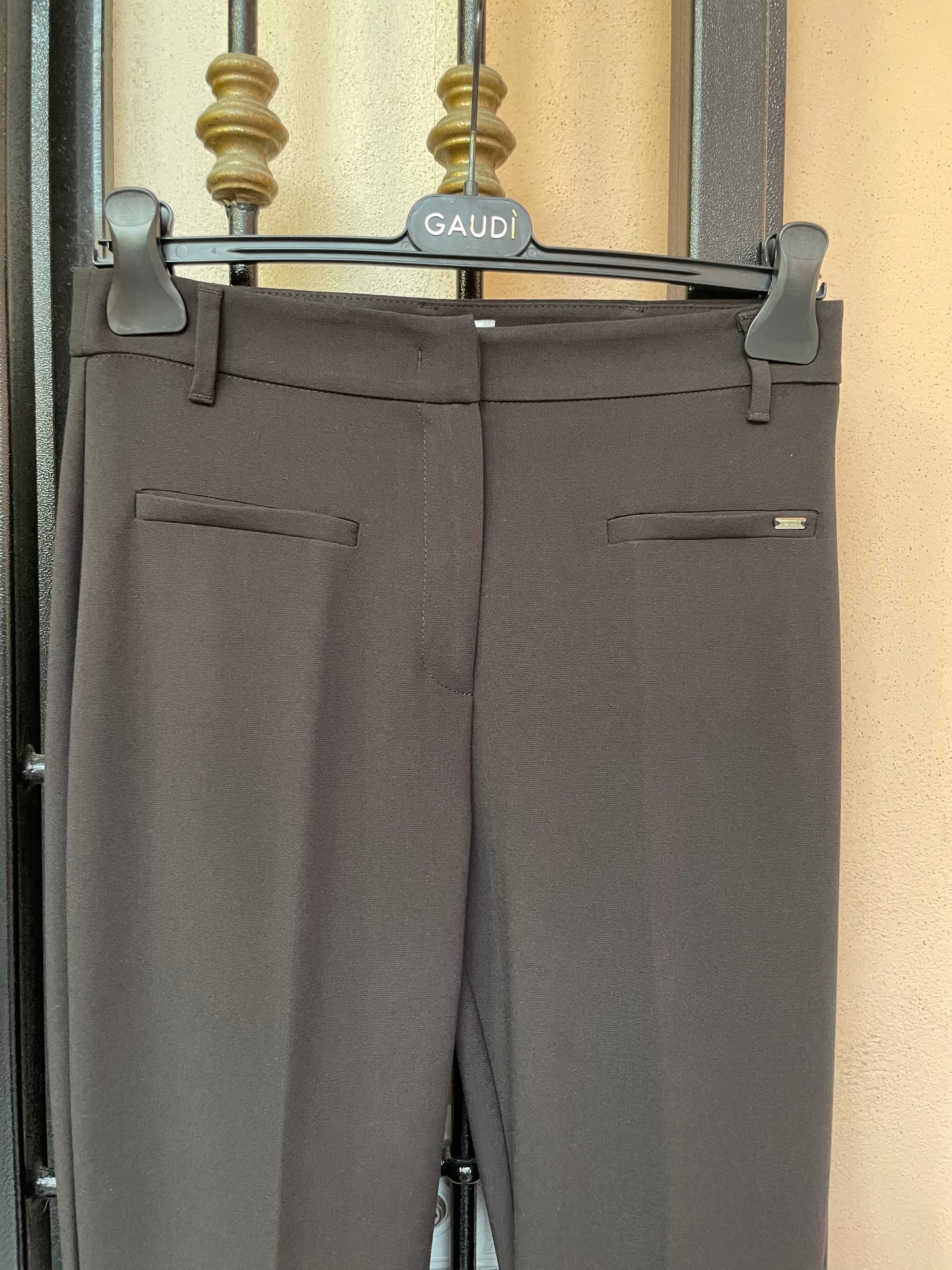 Pantaloni cropped