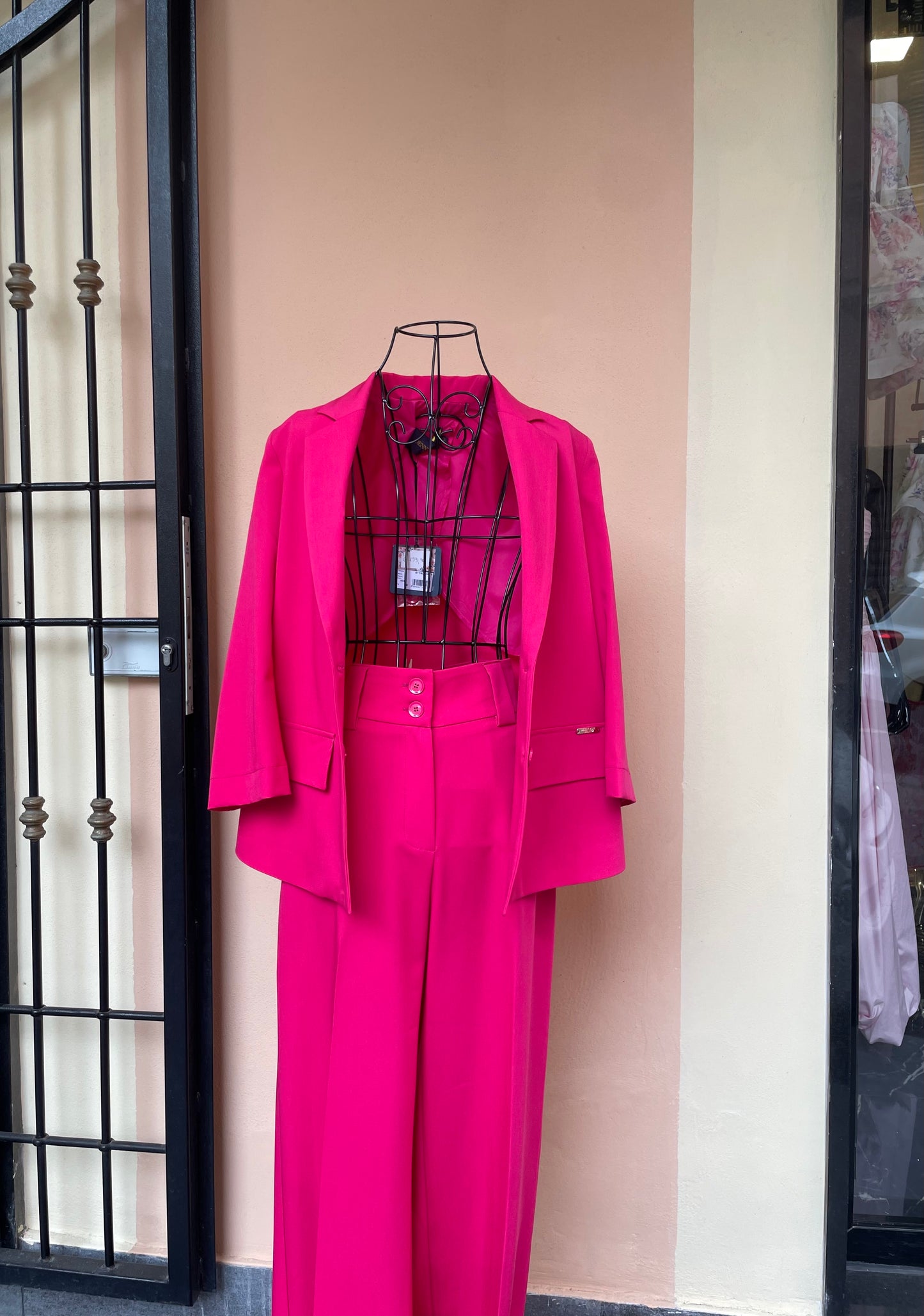 Tailleur giacca e pantalone