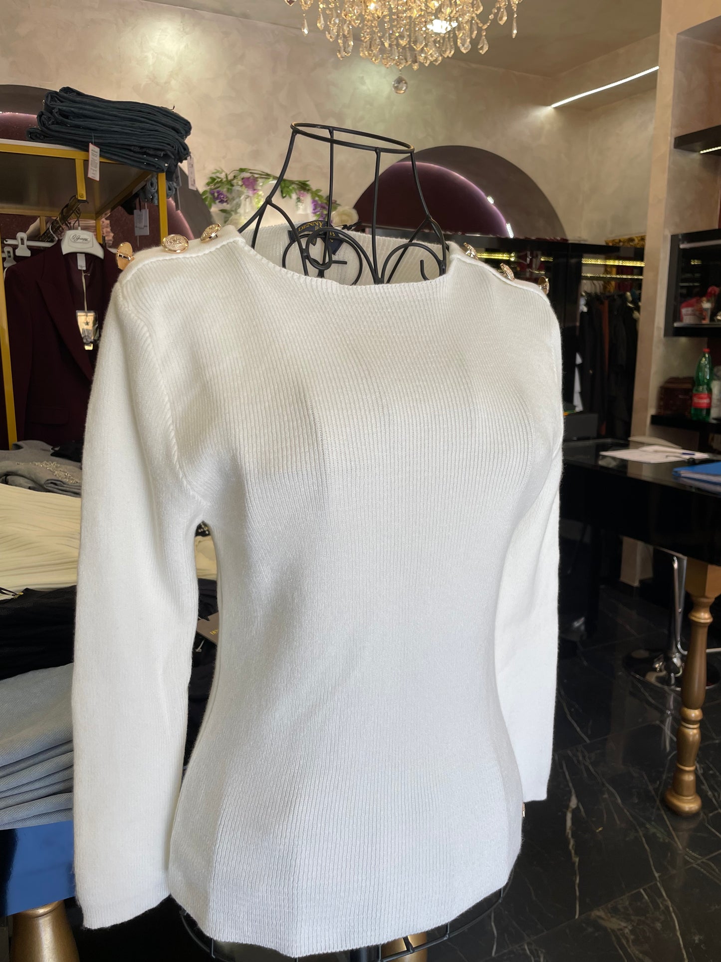 Maglione Bianco con bottoni