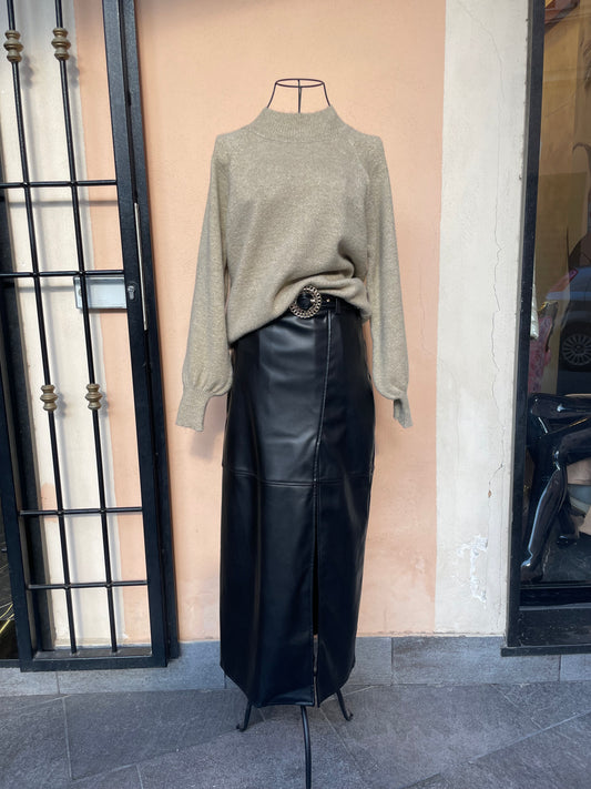 Gonna in similpelle con spacco