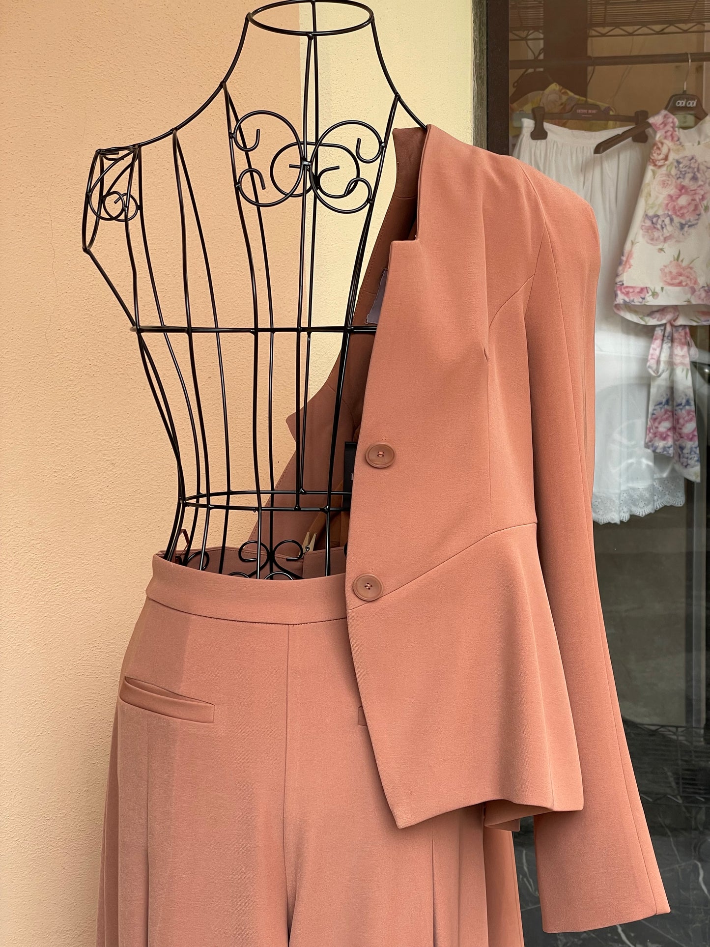Tailleur giacca e pantalone
